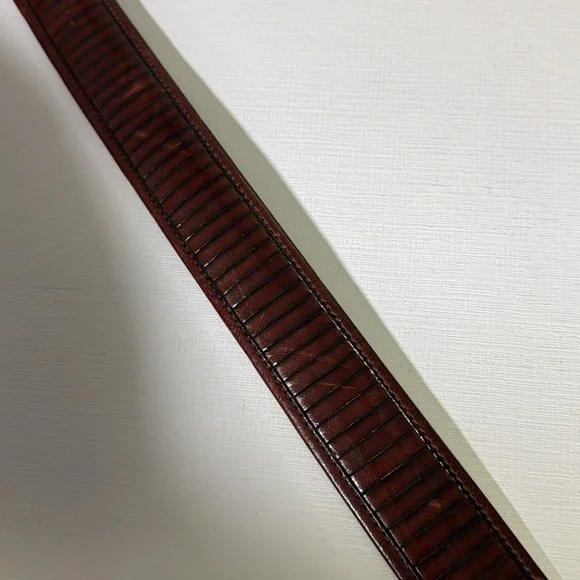 Mezlan mens 44 brown leather metal tipped luxury belt made in Spain EUC